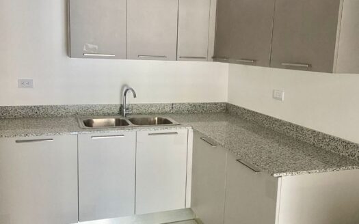 Apartamento nuevo con terraza de 75 mt2 en Viejo Arroyo Hondo en venta